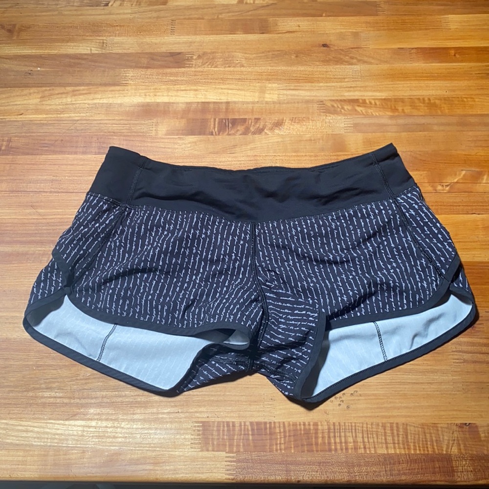 Lululemon short size 6